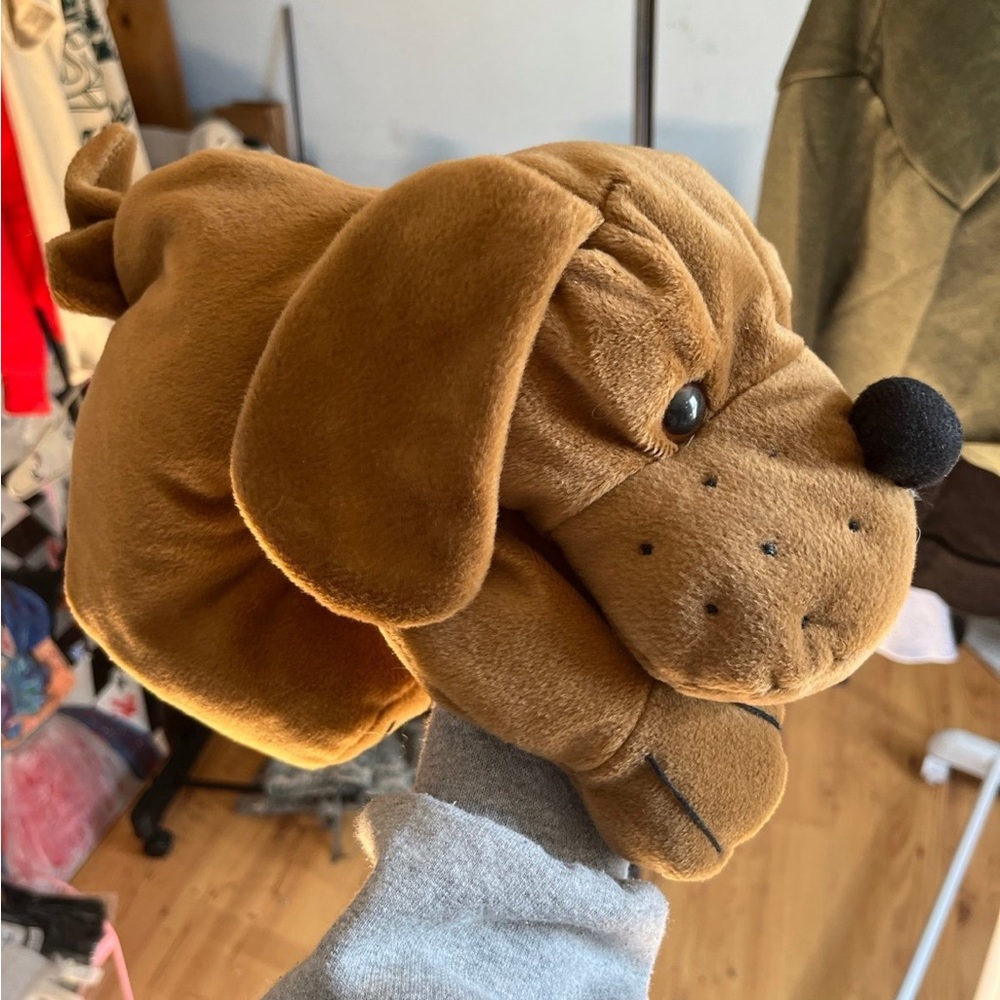 VINTAGE BULLDOG PLUSH FROM THE 80s